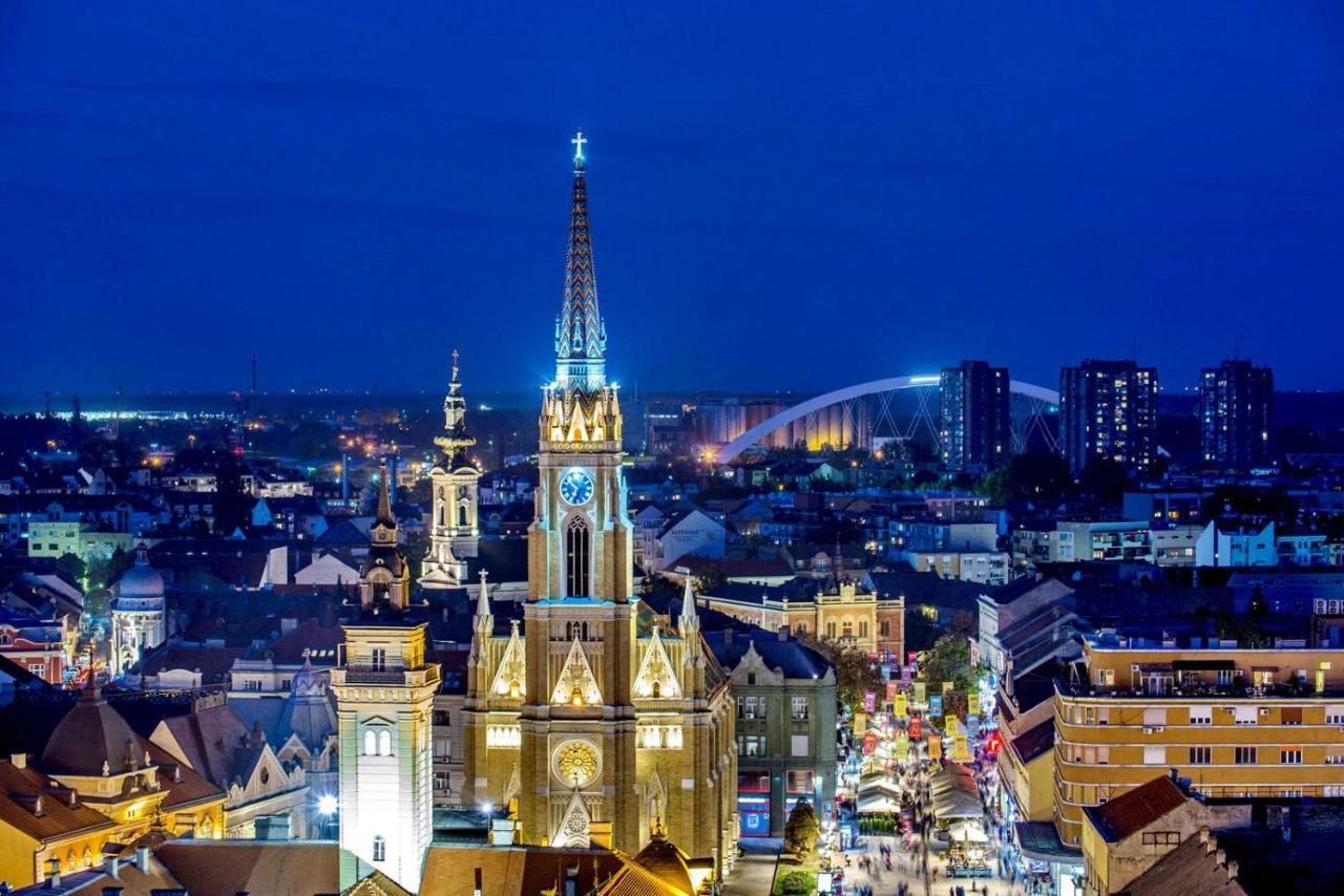 Апартаменты Modern Naive Downtown With Free Private Garage-Fast Wi-Fi Нови-Сад Экстерьер фото